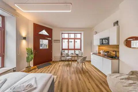 לייפציג Ruhige Und Stilvolle Wohnung Am Clara-Zetkin-Park מראה חיצוני תמונה